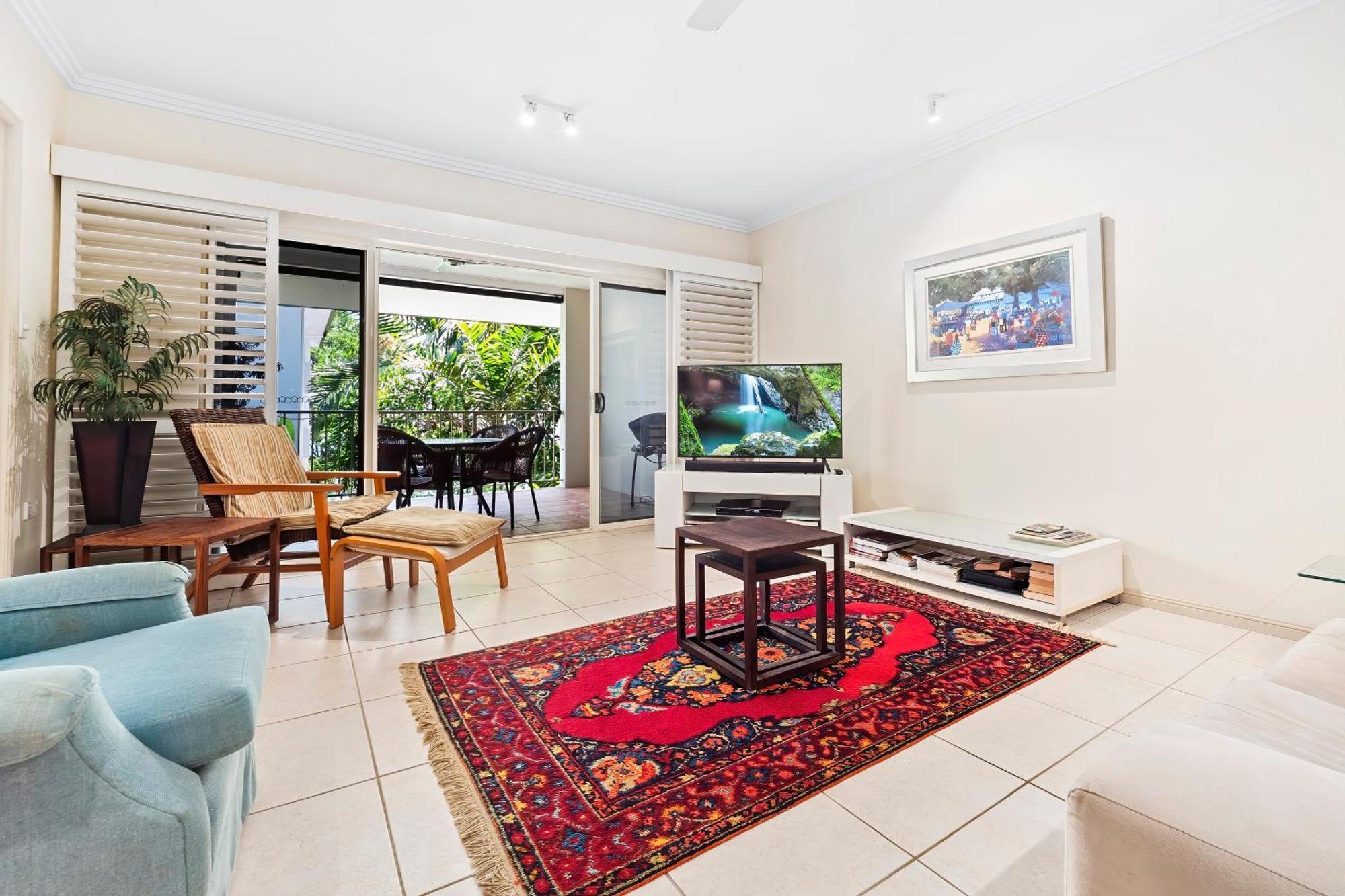 Arlington Apartments Clifton Beach Ruang foto
