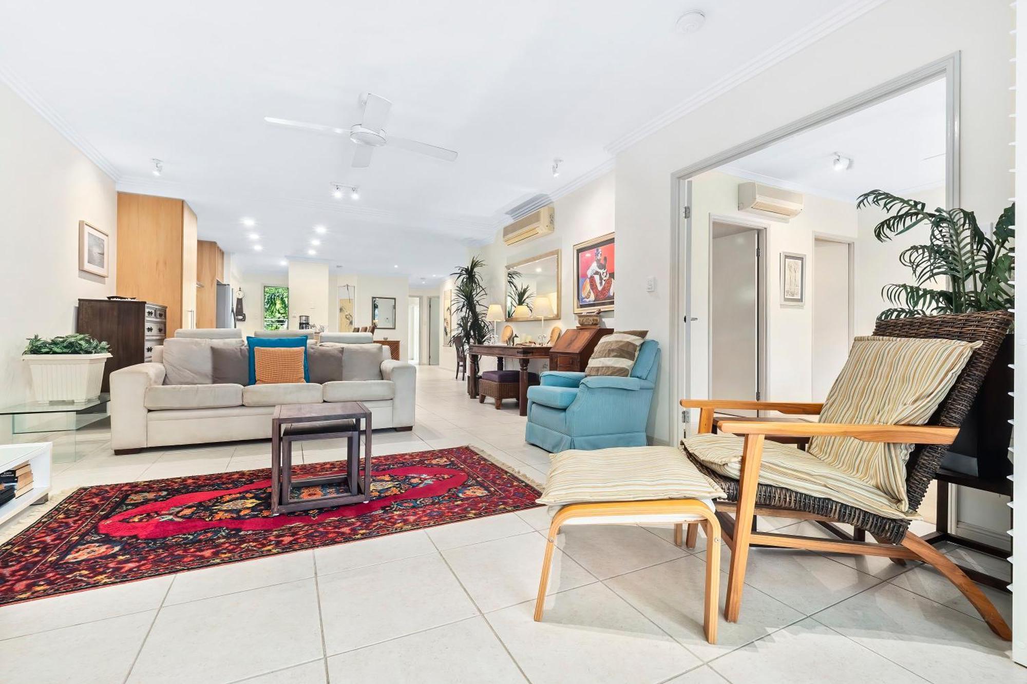 Arlington Apartments Clifton Beach Ruang foto