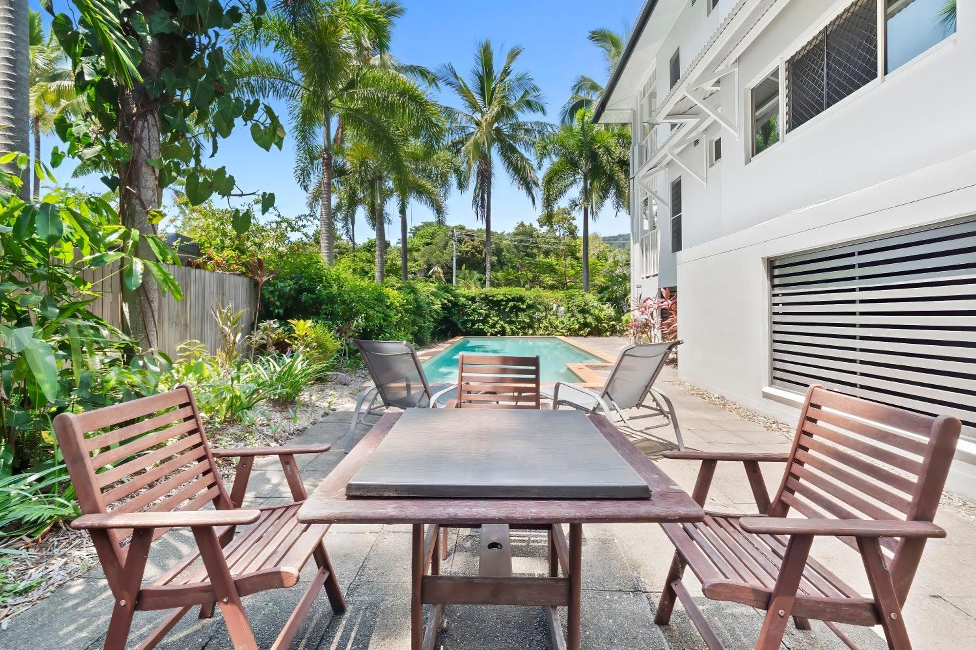 Arlington Apartments Clifton Beach Bagian luar foto
