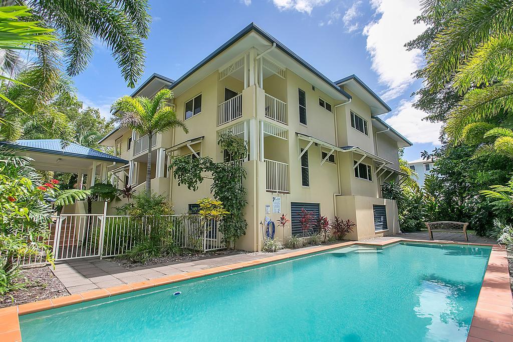 Arlington Apartments Clifton Beach Bagian luar foto